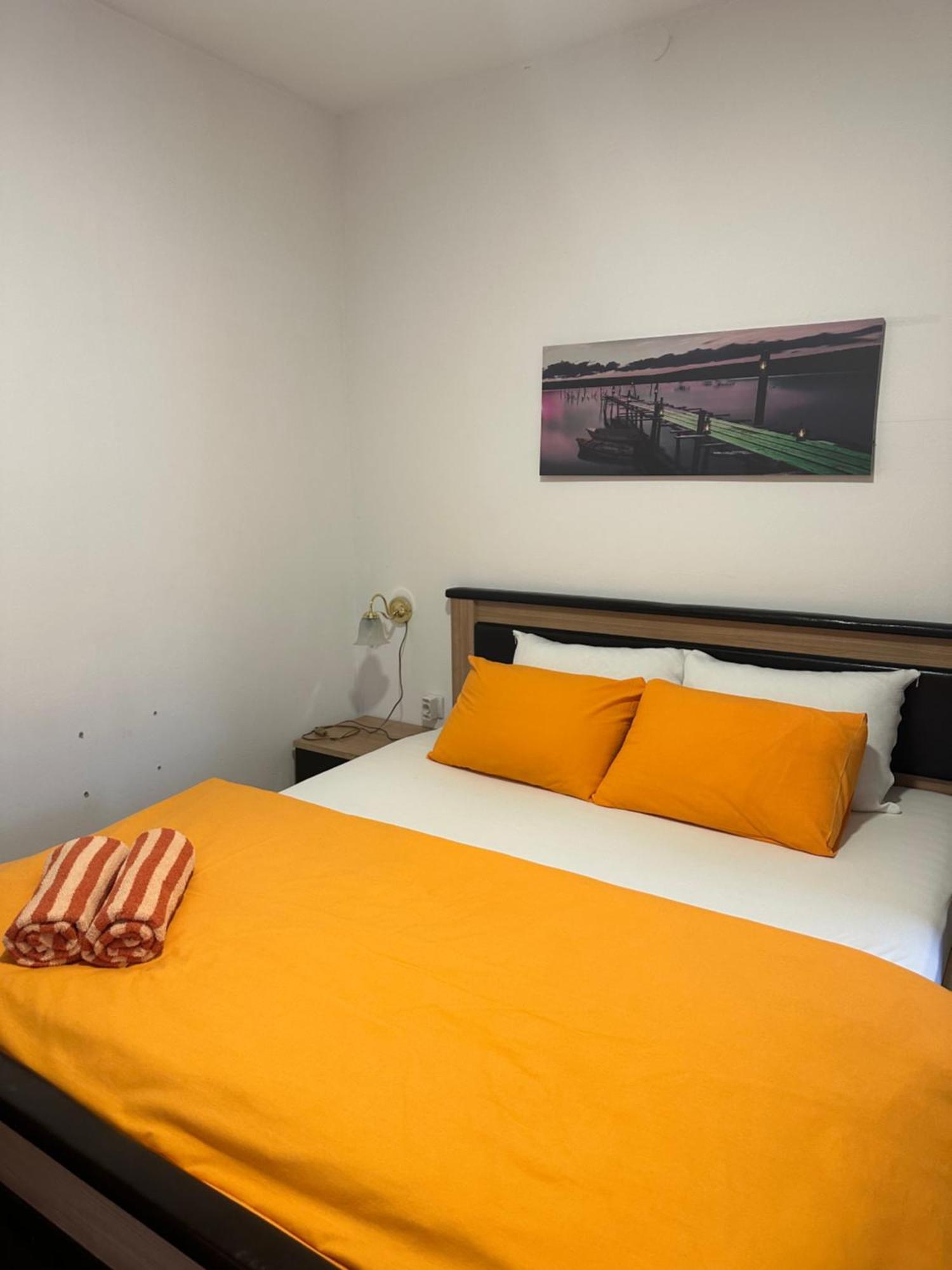 Apartmani Vucinic Cetinje Ngoại thất bức ảnh